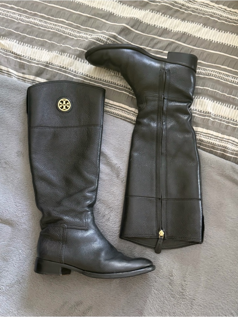 Tory Burch Black Tumbled Leather Pull On Junction Equestrian Riding Boots Gold 8 - Picture 15 of 16